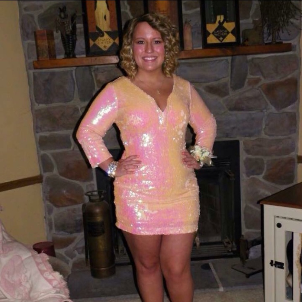 Long Sleeve, V-Neck, Short Formal Dress